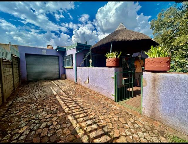 4 BEDROOM HOUSE FOR SALE IN VANDERBIJLPARK CW 6